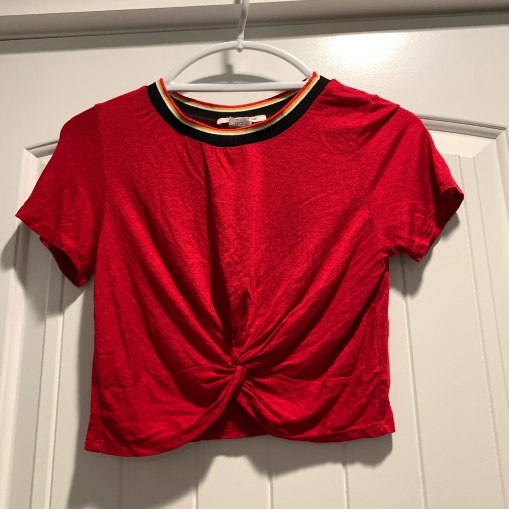 Knot T shirt